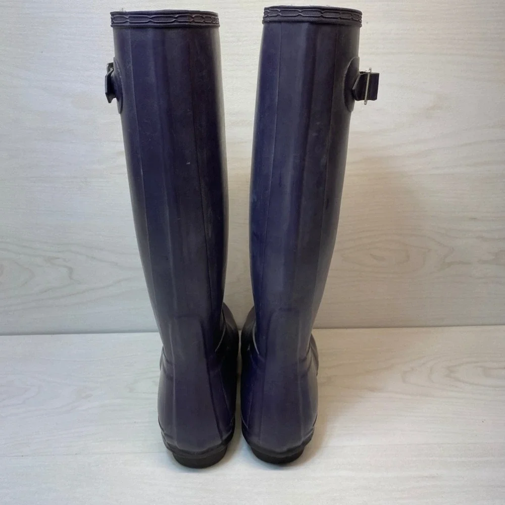 Hunter Womens 7 Original Tall Rain Boots Purple Rubber Waterproof Wellington